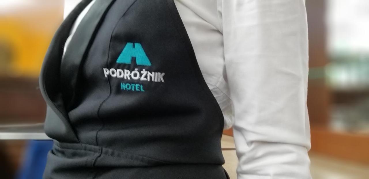 Hotel Podroznik Koszuty Kültér fotó