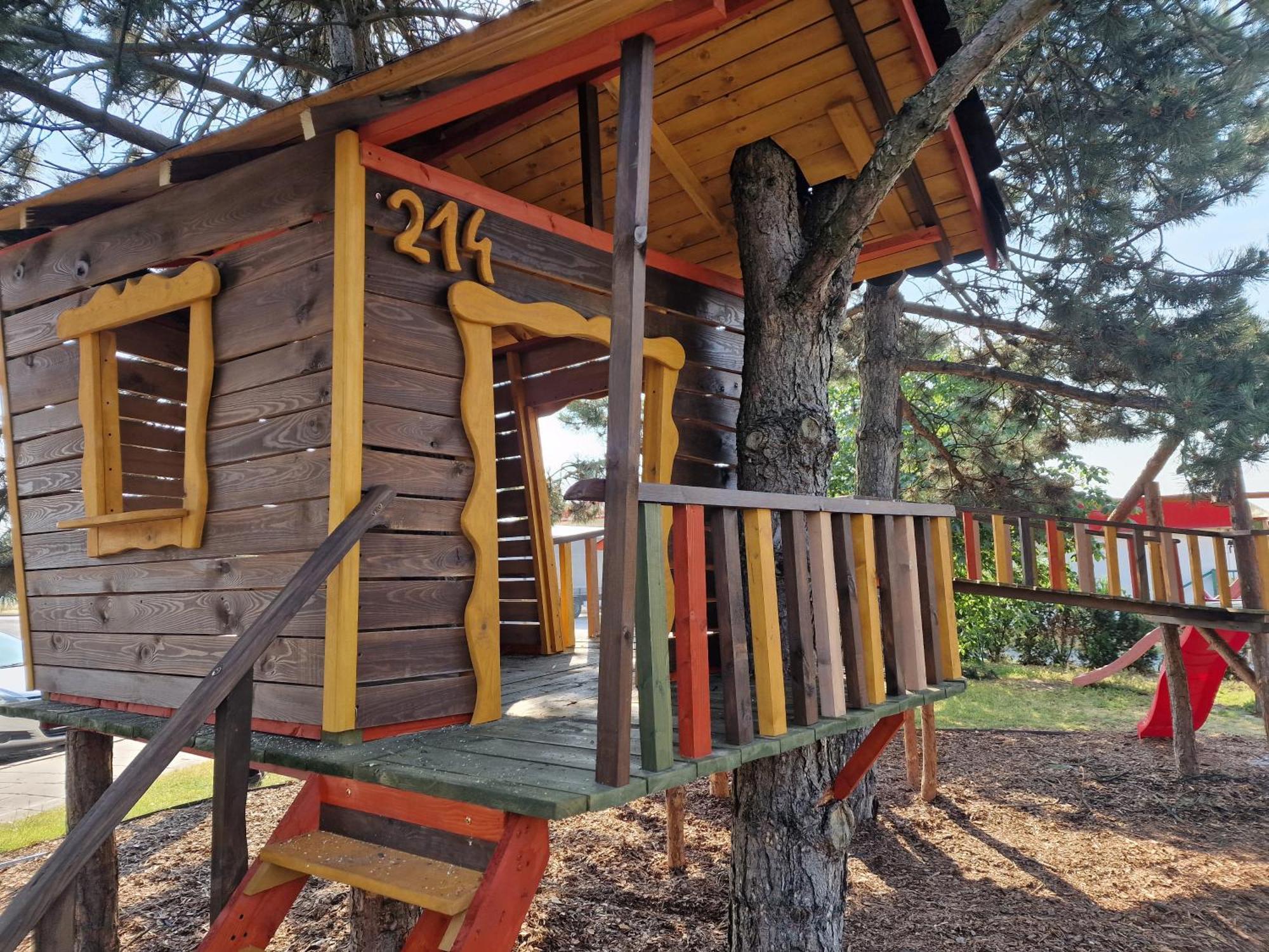 Hotel Podroznik Koszuty Kültér fotó